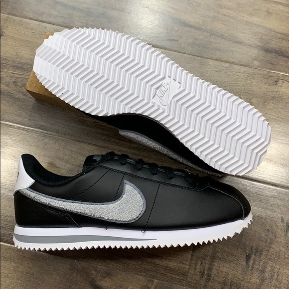 NIKE CORTEZ BASIC LTR SE (GS) - Picture 7 of 16